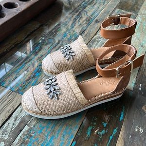 Crown Vintage brand Wedge Sandal in size 8